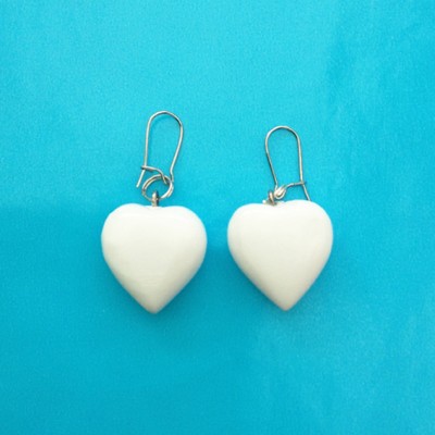 34earring heart wood white 72