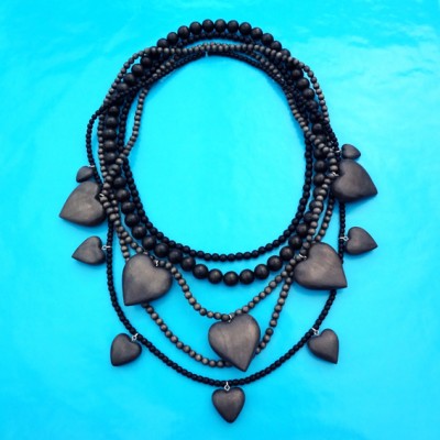 3necklace wood heart black large 72