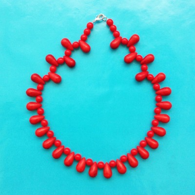 48 necklace glass drop red small OK 72 - kopie