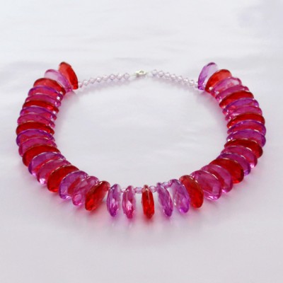 89necklace shine redpurple flat - kopie