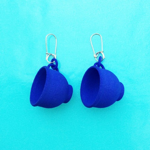 earring cup blue 72