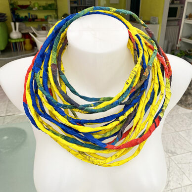 necklace textile colors 72